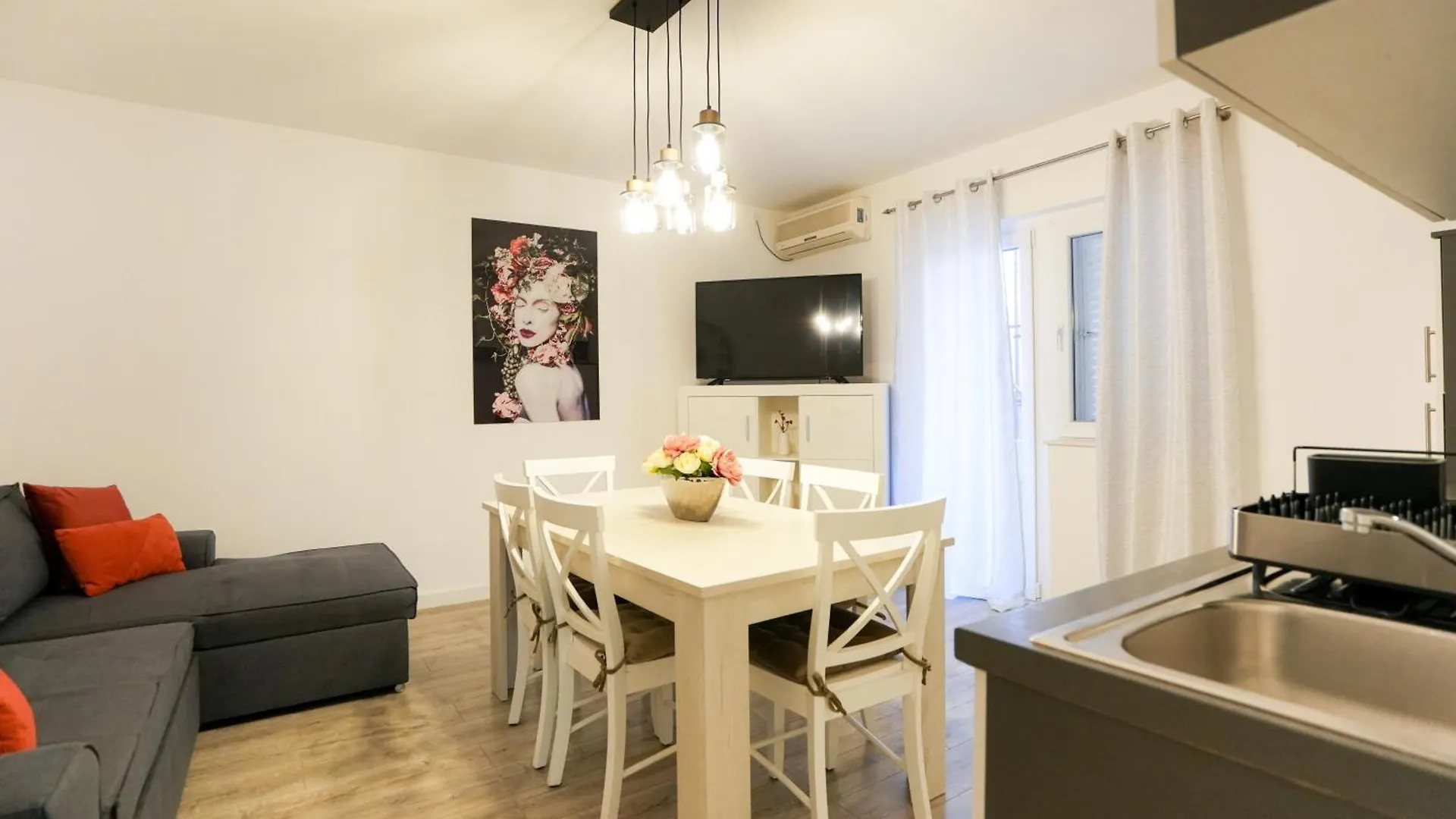 Apartment Kaya Prime Location, Old Town Zadar, Self Check-In
